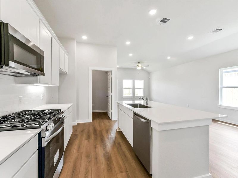 Furnished interior view inside a new home in River Ranch Meadows, Dayton (Image 10). Furnished interior view inside a new home in River Ranch Meadows, Dayton (Image 10).