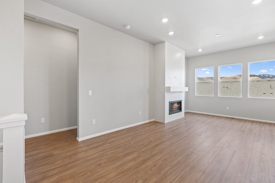 Spacious, unfurnished interior of a new home in The Manors Collection at Golden Overlook, Golden (Image 12).