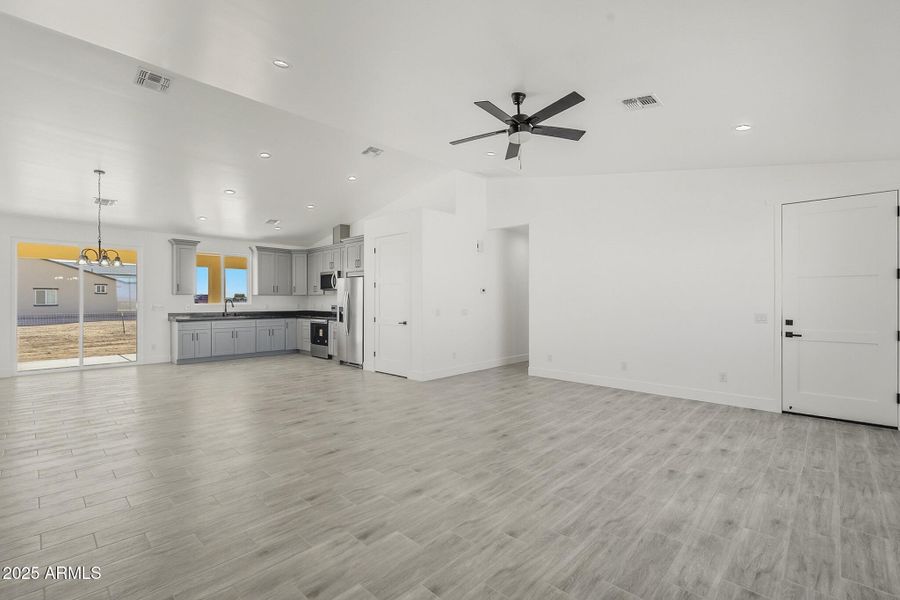 ListerPros-4 ListerPros-4