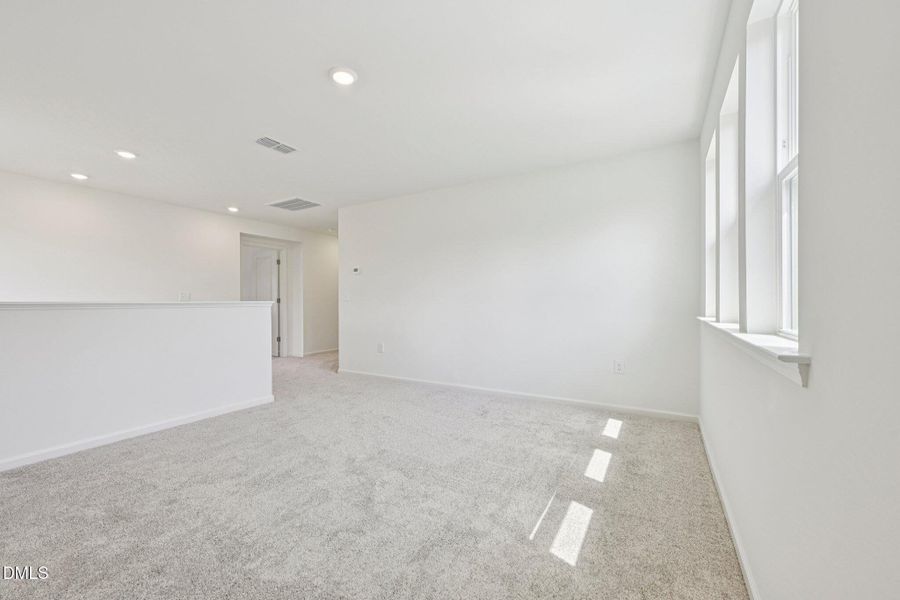 22-web-or-mls-Caspian Ct-S0104-022