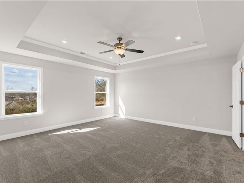 Spacious, unfurnished interior of a new home in Wehunt Meadows, Hoschton (Image 21).
