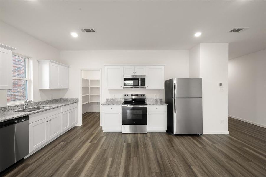 4824 Bass- Kitchen-2 4824 Bass- Kitchen-2