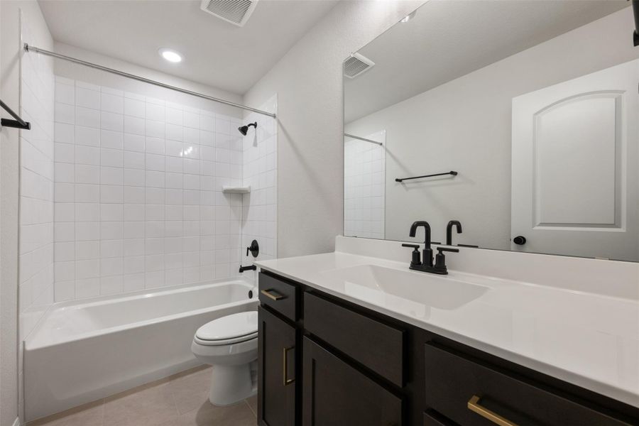 Representative images and renderings are for illustrative purposes. Actual structural options and design finishes of home may vary. Representative images and renderings are for illustrative purposes. Actual structural options and design finishes of home may vary.