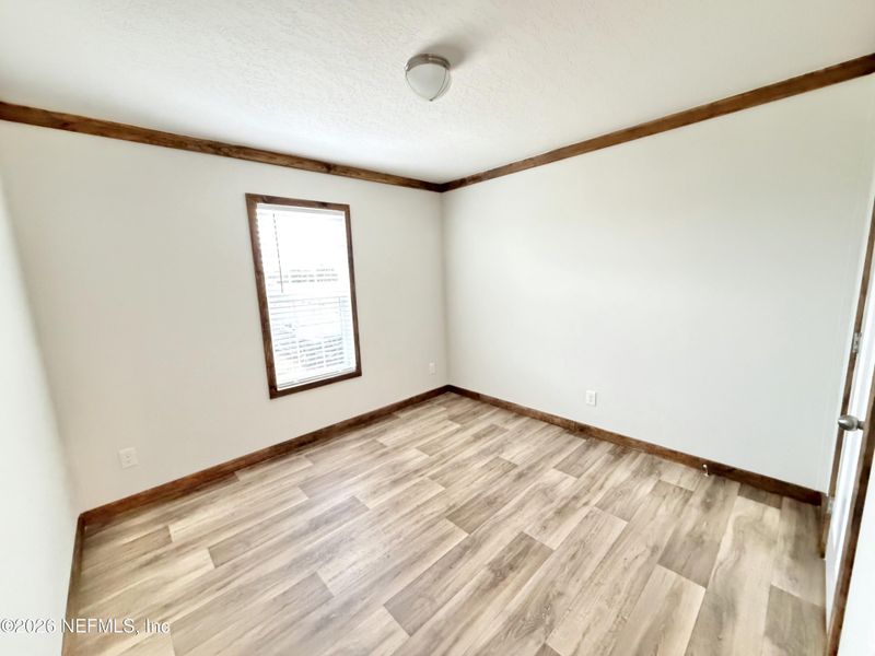 Spacious, unfurnished interior of a new home in , Brooker (Image 16).