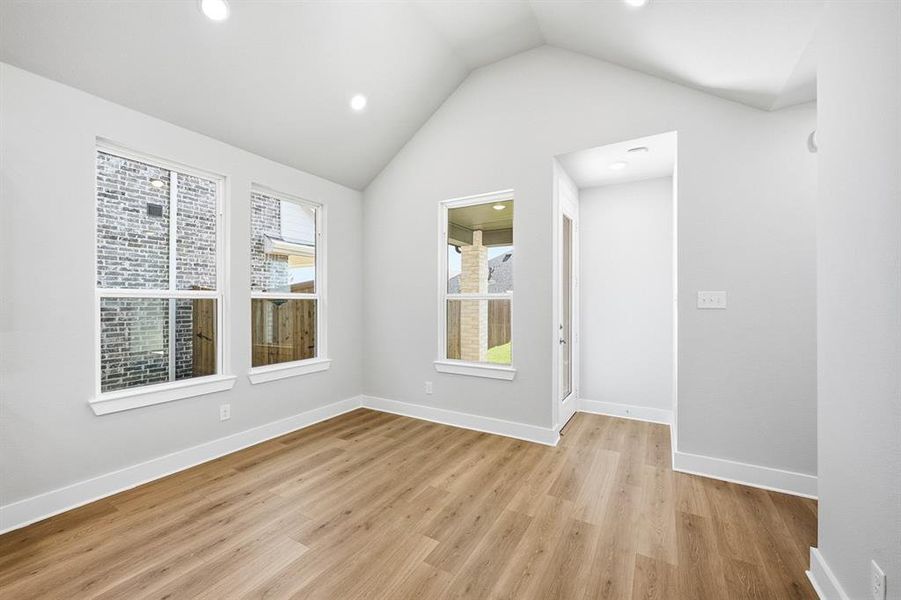 Spacious, unfurnished interior of a new home in Heritage Ranch: 40ft. lots, Sherman (Image 17). Spacious, unfurnished interior of a new home in Heritage Ranch: 40ft. lots, Sherman (Image 17).