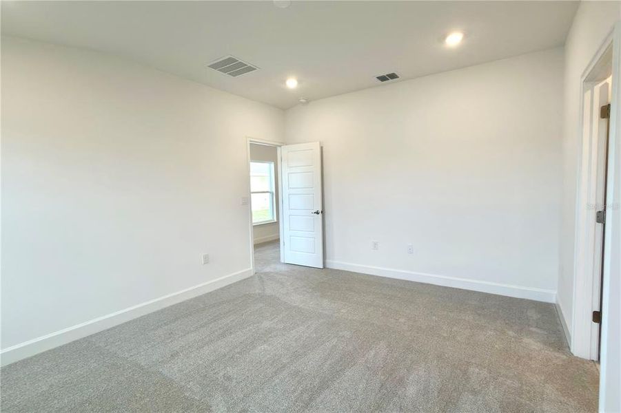 Spacious, unfurnished interior of a new home in , St. Cloud (Image 12). Spacious, unfurnished interior of a new home in , St. Cloud (Image 12).