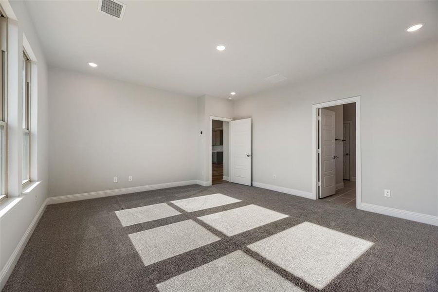Spacious, unfurnished interior of a new home in Arbors at Legacy Hills, Celina (Image 21).