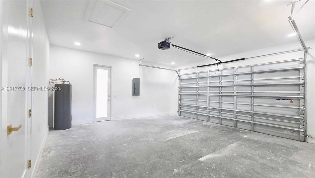 Spacious, unfurnished interior of a new home in , Clewiston (Image 12). Spacious, unfurnished interior of a new home in , Clewiston (Image 12).
