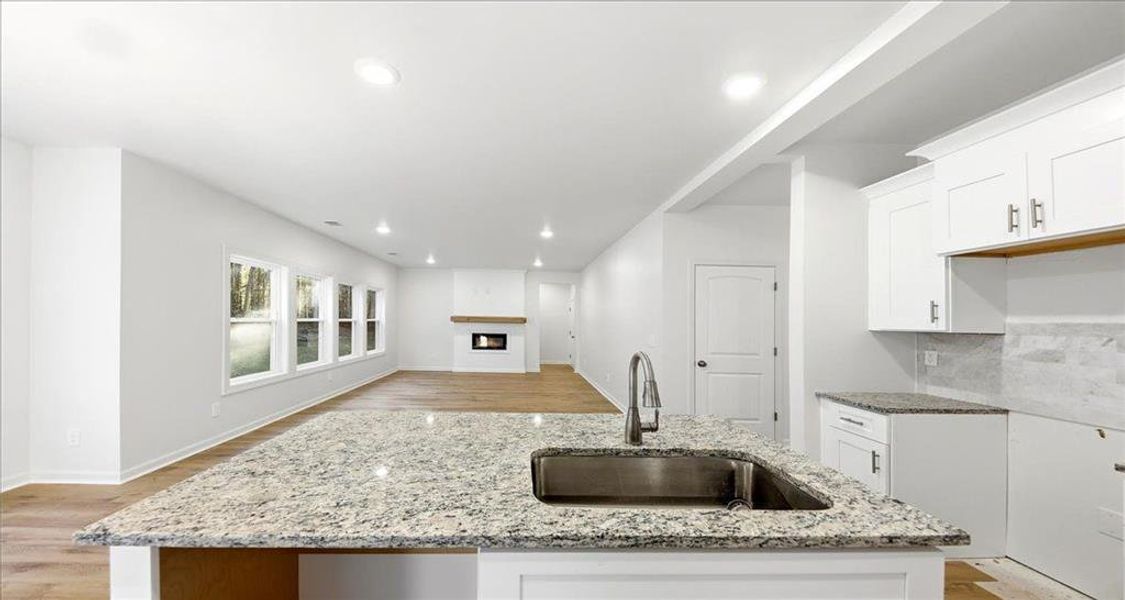 Furnished interior view inside a new home in , Dallas (Image 15).