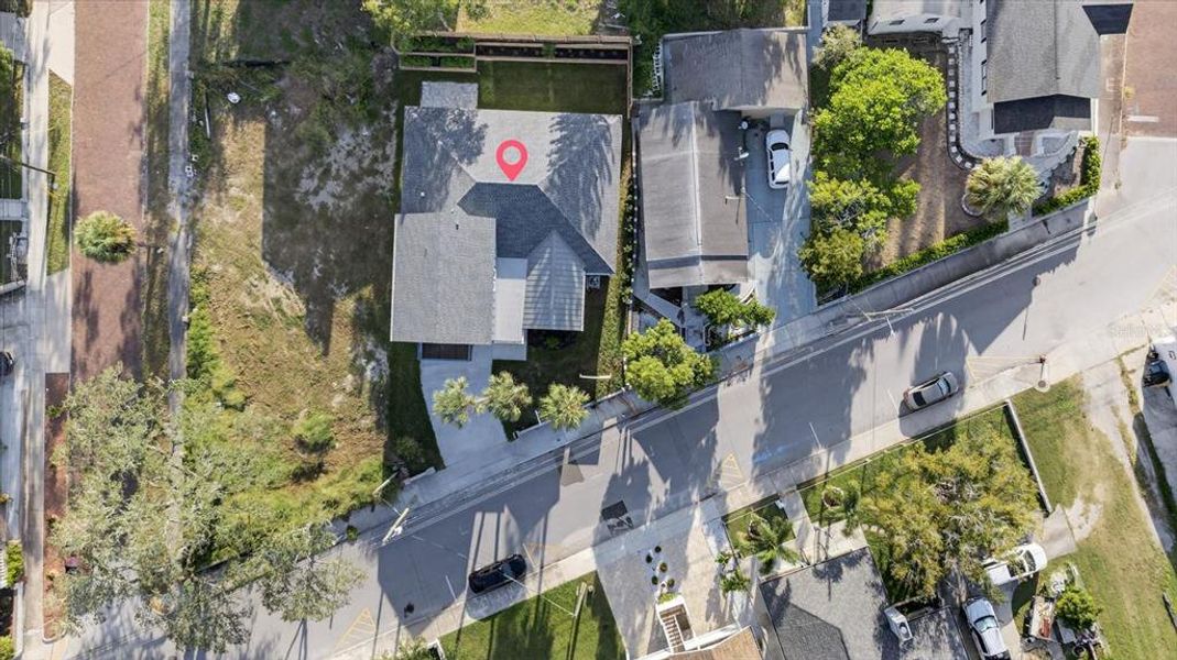 Image 84 of a home in .