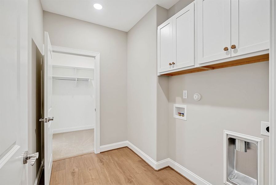 Pierre's Bay, Laundry Pierre's Bay, Laundry