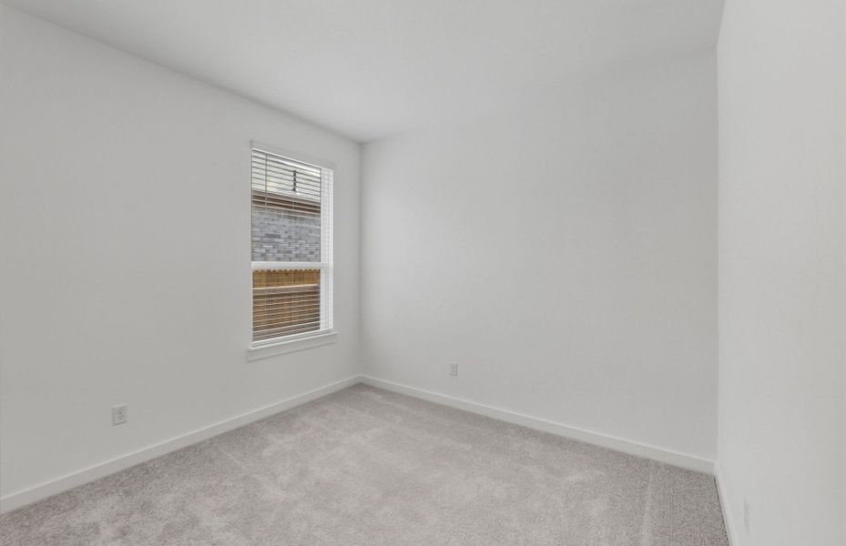 Spacious, unfurnished interior of a new home in Crosswinds, Kyle (Image 31).