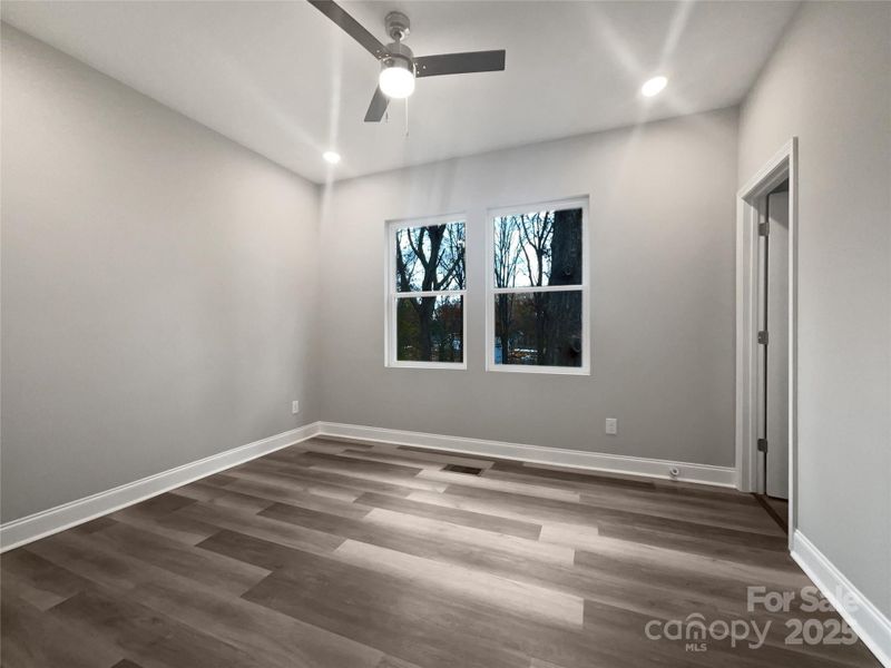 Spacious, unfurnished interior of a new home in , Statesville (Image 10).
