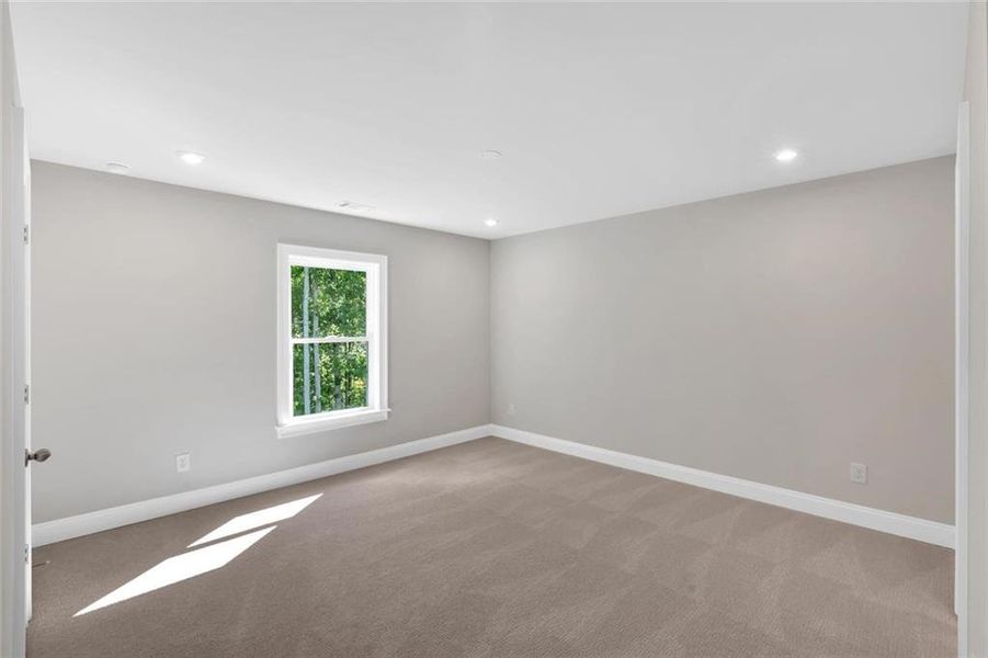 Spacious, unfurnished interior of a new home in Ford Landing, Acworth (Image 33).