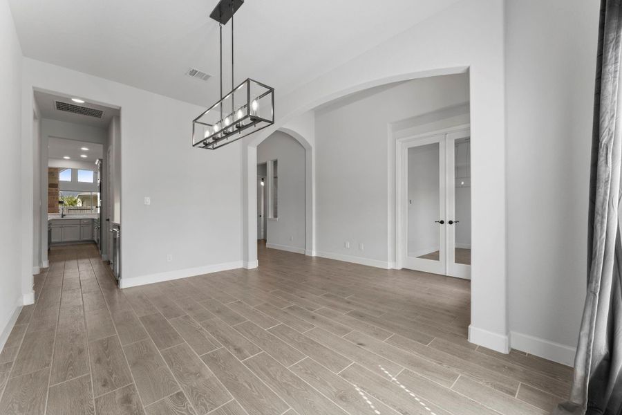 Dinner parties just found their forever home. Dinner parties just found their forever home.