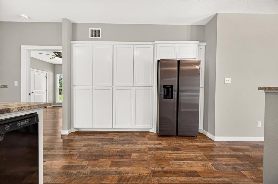 Image 34 of a home in .