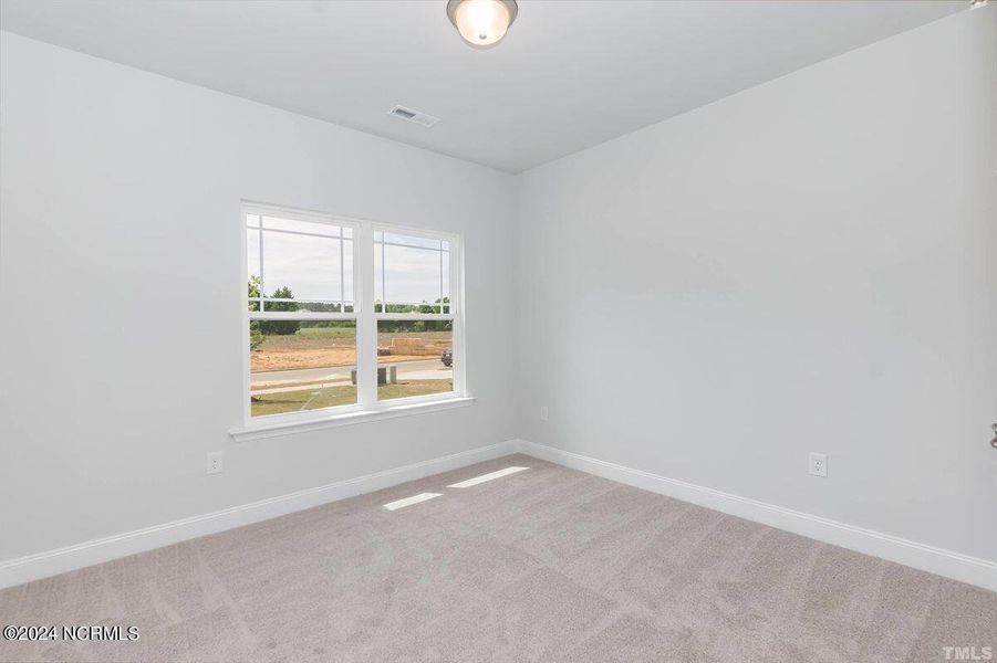 Spacious, unfurnished interior of a new home in River Village Square in River Landing, Wallace (Image 18).