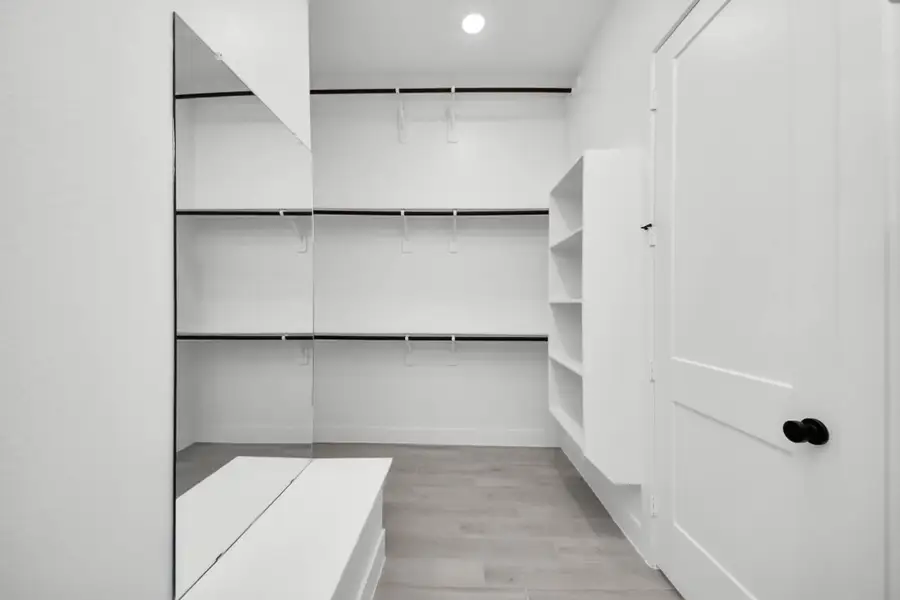 Furnished interior view inside a new home in Beacon Point, Texas City (Image 18).