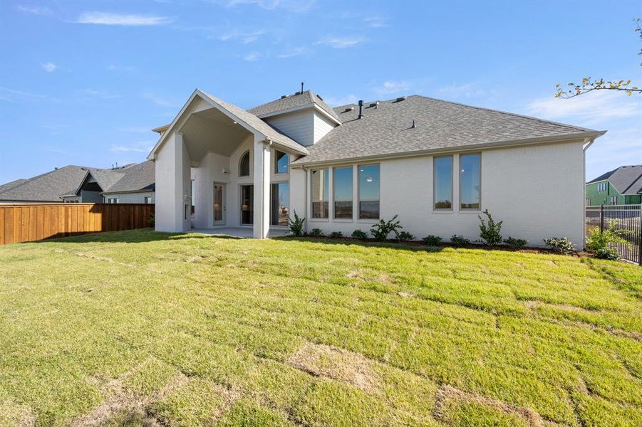 1612 Rolling Oaks- Back-1 1612 Rolling Oaks- Back-1