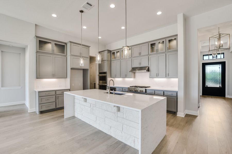 Representative furnished interior of a home built from the San Simeon I by Giddens Homes in Clearwater Ranch, Liberty Hill (Image 342).