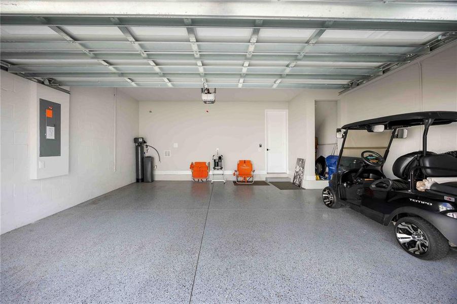 Spacious, unfurnished interior of a new home in , Sarasota (Image 24). Spacious, unfurnished interior of a new home in , Sarasota (Image 24).