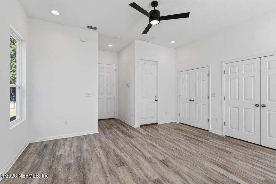 Spacious, unfurnished interior of a new home in , Jacksonville (Image 56).