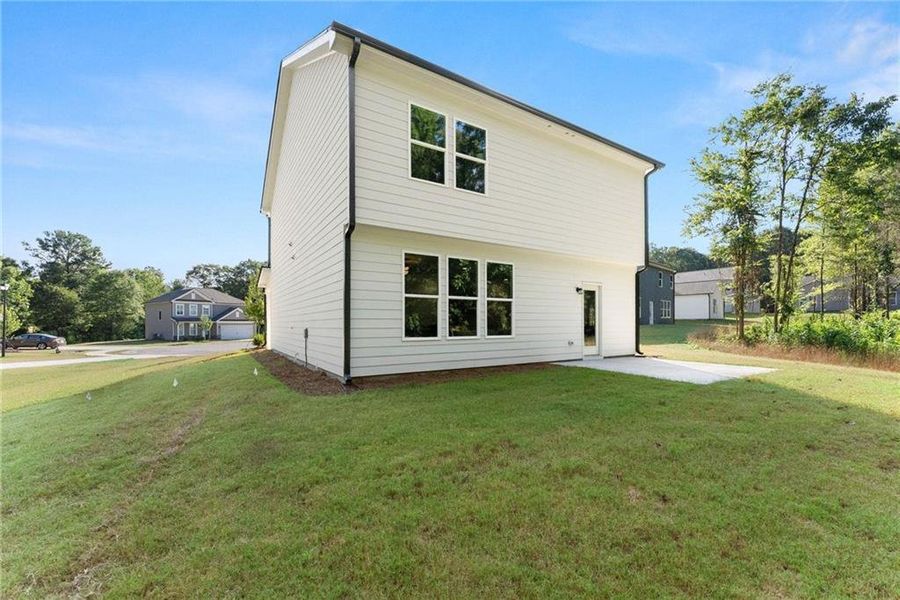 Exterior details and patio area of a home in Ellington Farms, Statham (Image 4).