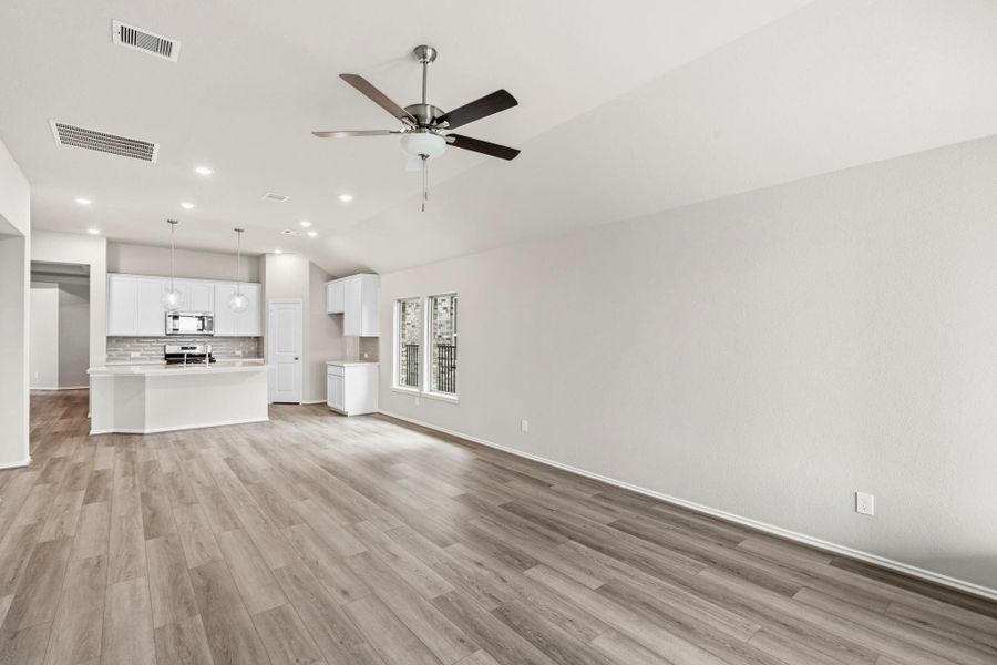 Spacious, unfurnished interior of a new home in Bridgeland, Cypress (Image 18).
