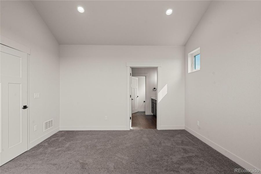Spacious, unfurnished interior of a new home in , Fort Morgan (Image 31).