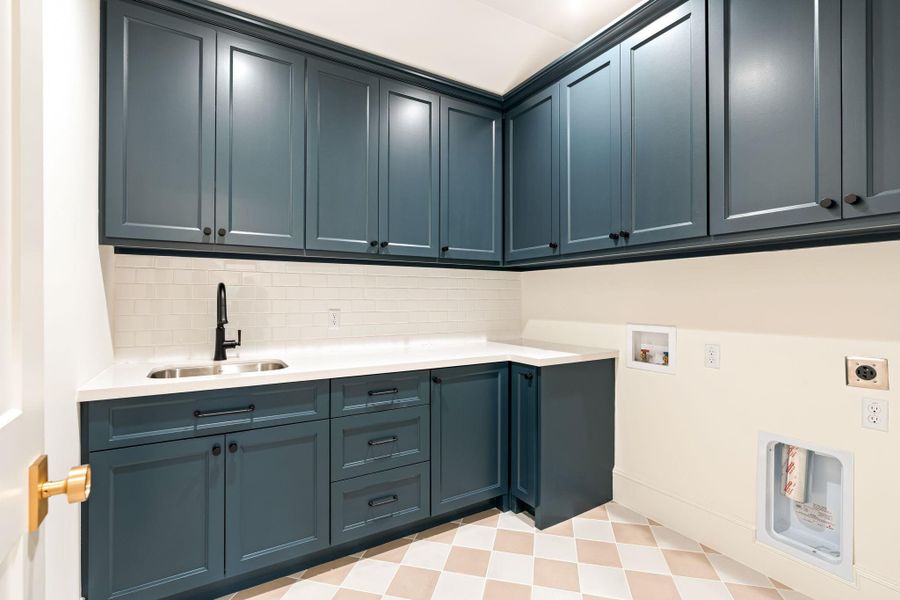 Furnished interior view inside a new home in , Houston (Image 39). Furnished interior view inside a new home in , Houston (Image 39).