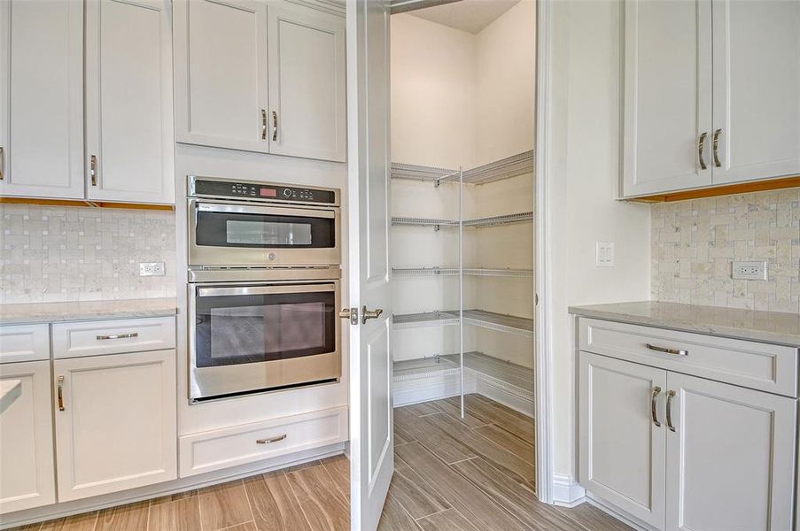 Furnished interior view inside a new home in Canoe Creek, Parrish (Image 3).