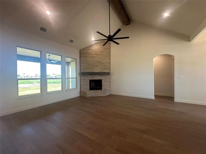 Spacious, unfurnished interior of a new home in , Dish (Image 17).
