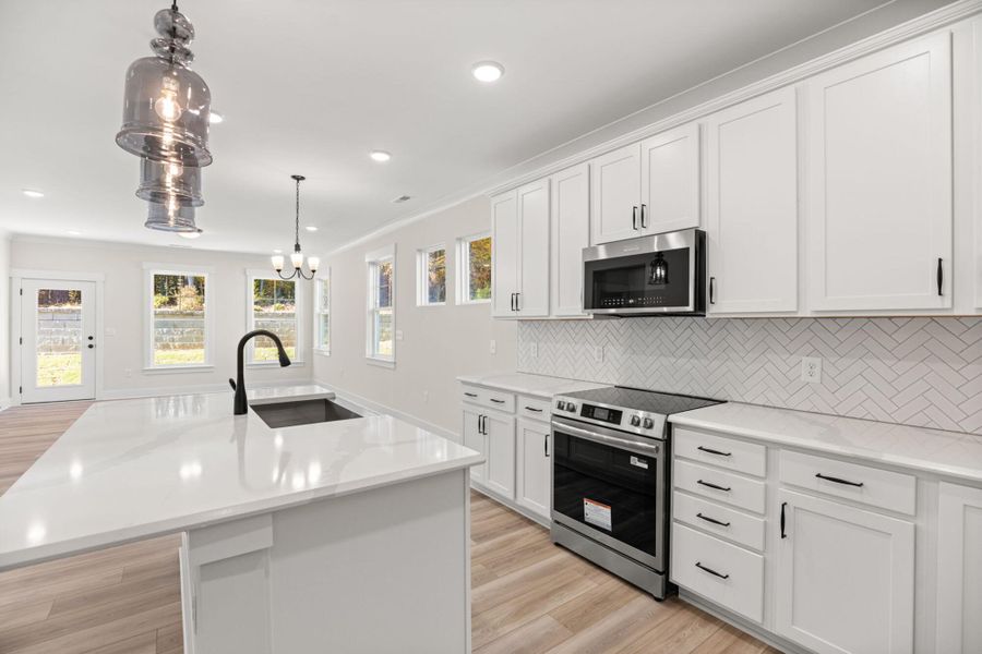 Furnished interior view inside a new home in Harbor Crossing, Greensboro (Image 10).
