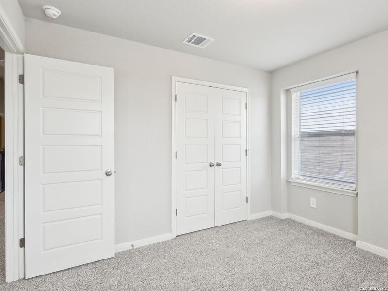Spacious, unfurnished interior of a new home in Comanche Ridge, San Antonio (Image 24). Spacious, unfurnished interior of a new home in Comanche Ridge, San Antonio (Image 24).