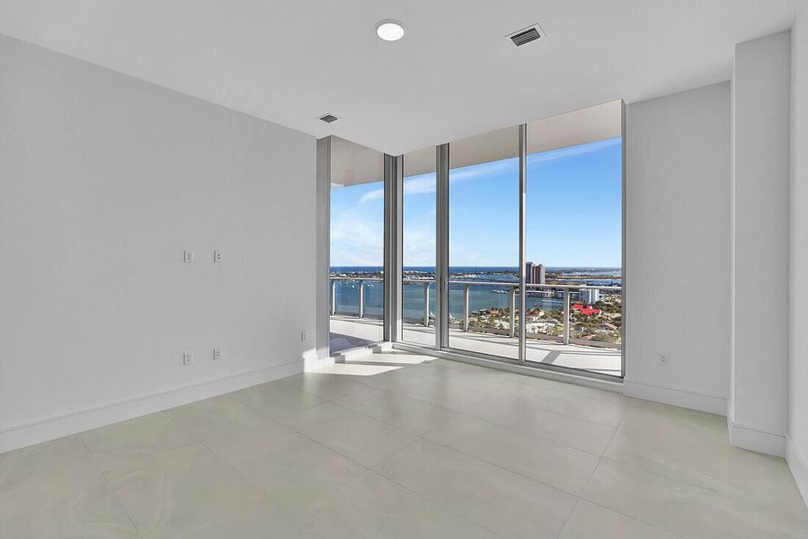 Nautilus 2411 Master 3