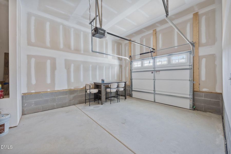 24-web-or-mls-IMG_1149 24-web-or-mls-IMG_1149