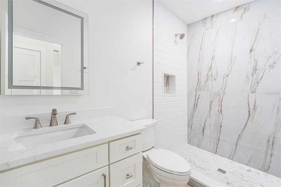 Furnished interior view inside a new home in , Largo (Image 12).