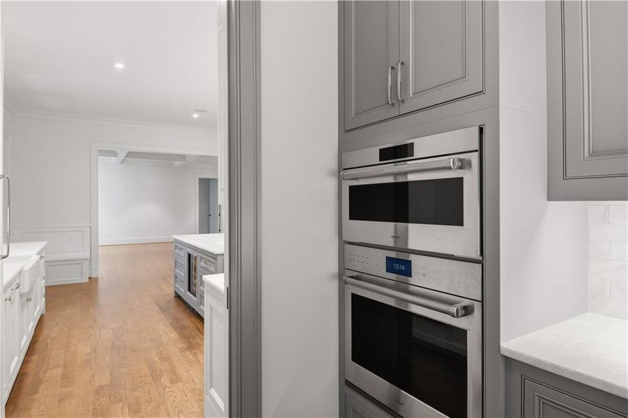 Furnished interior view inside a new home in , Atlanta (Image 16).