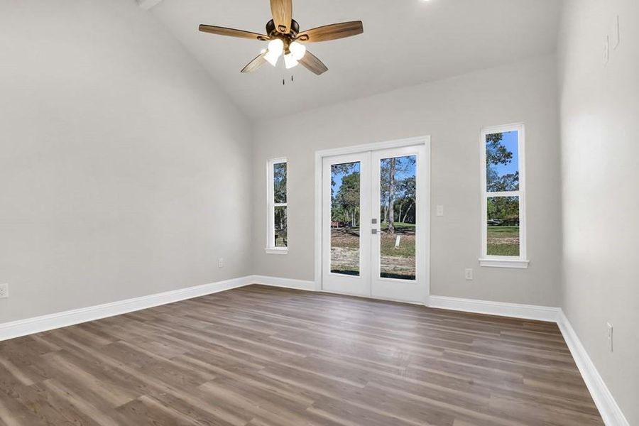 Spacious, unfurnished interior of a new home in , Lufkin (Image 16). Spacious, unfurnished interior of a new home in , Lufkin (Image 16).