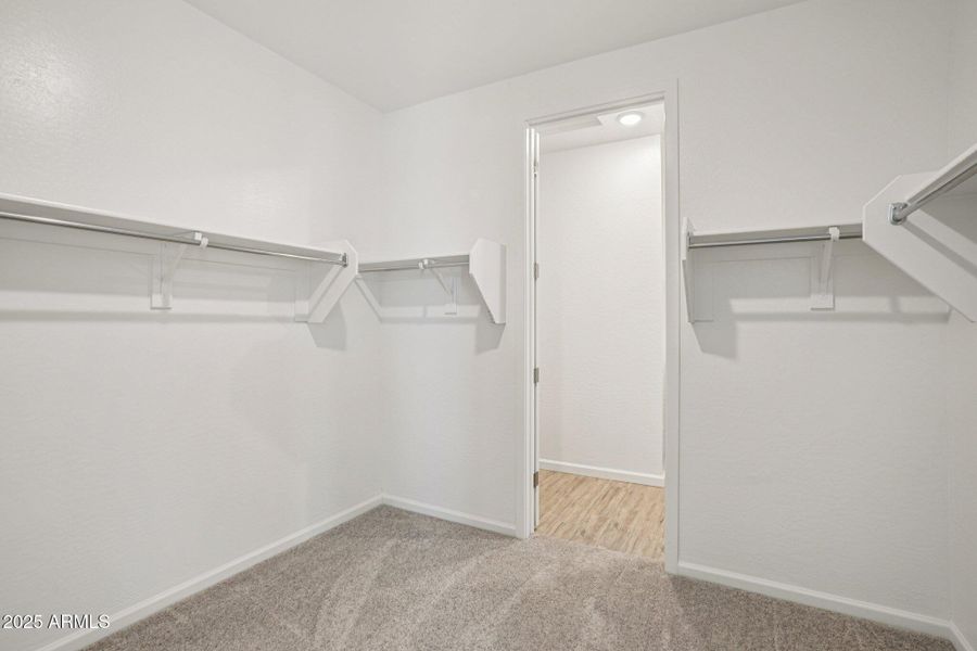 22-web-or-mls-W Brown St-S2910-022