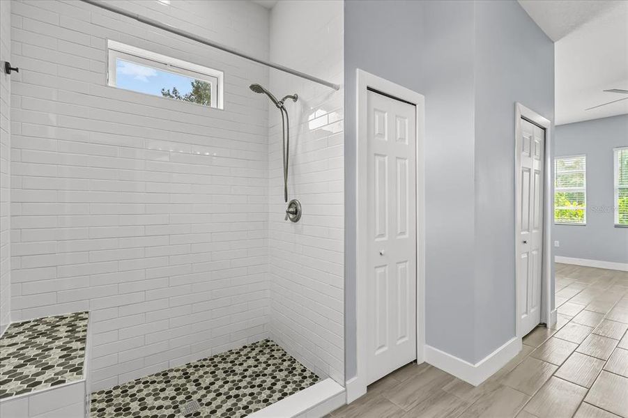 Furnished interior view inside a new home in , Kissimmee (Image 6).