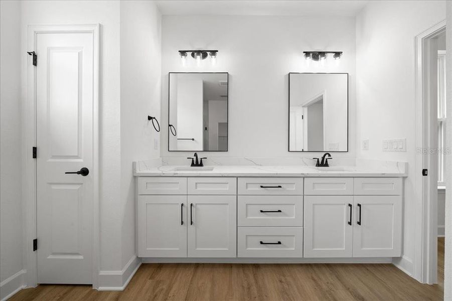 Furnished interior view inside a new home in , Spring Hill (Image 14).