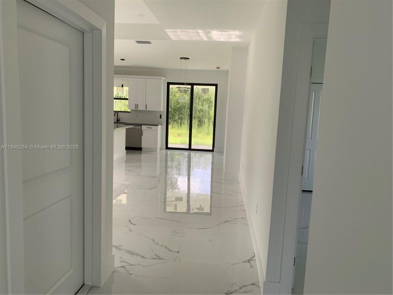 Image 22 of a home in .