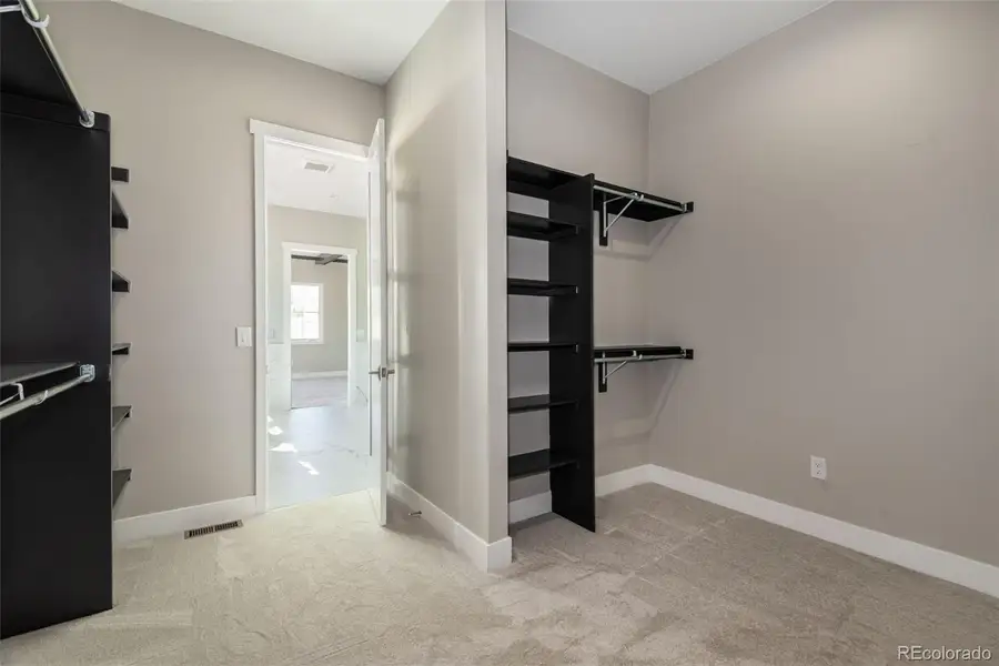 Image 47 of a home in .