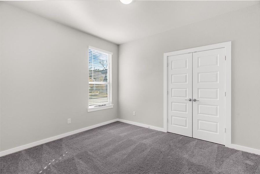 Spacious, unfurnished interior of a new home in Wolf Creek Farms, Melissa (Image 34).