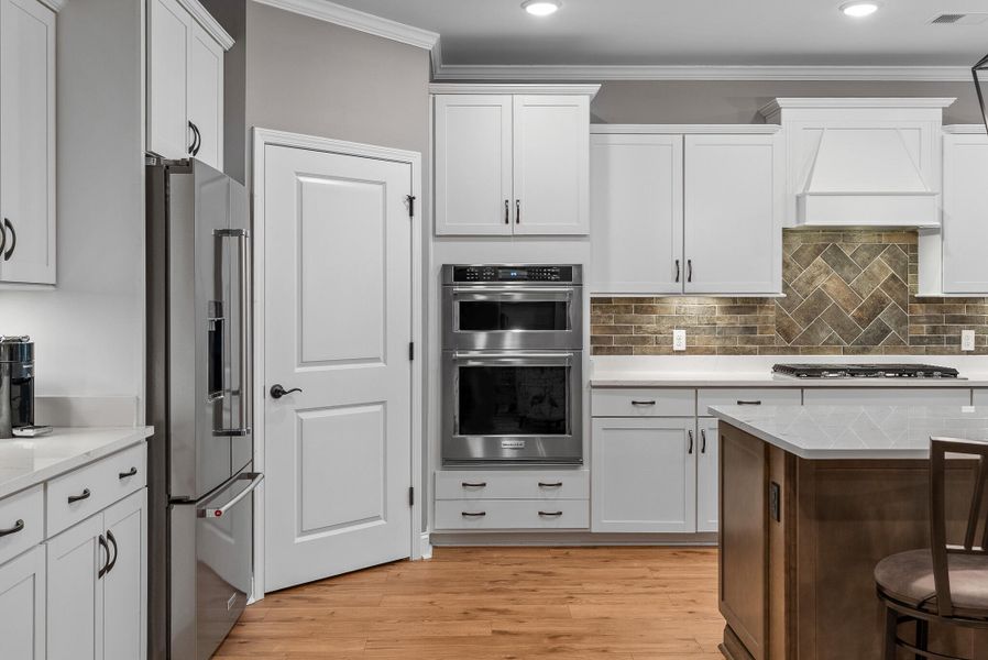 Furnished interior view inside a new home in Sea Island Preserve, Johns Island (Image 39).