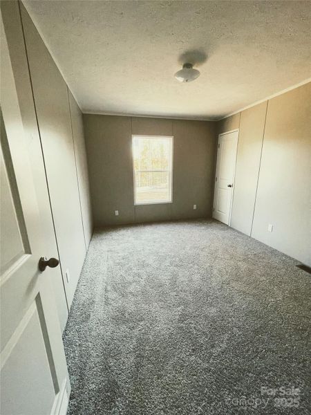 Spacious, unfurnished interior of a new home in , Flat Rock (Image 6).