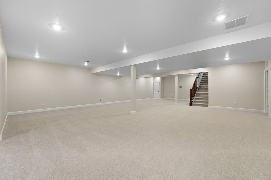 Spacious, unfurnished interior of a new home in Trailstone Destination Collection, Arvada (Image 22).