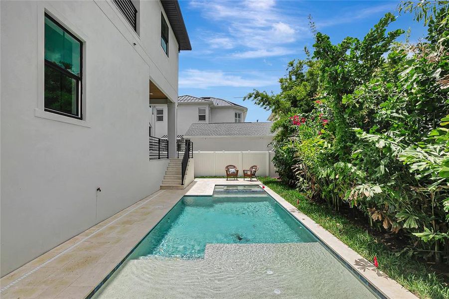 Exterior details and patio area of a home in , Tampa (Image 29).