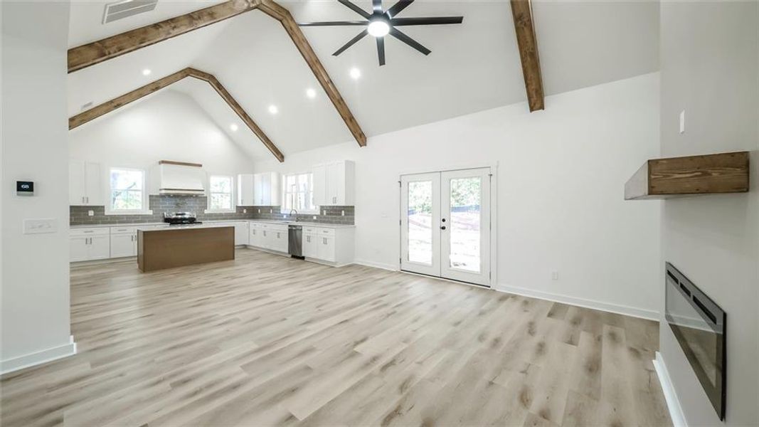 Spacious, unfurnished interior of a new home in , Cartersville (Image 37). Spacious, unfurnished interior of a new home in , Cartersville (Image 37).